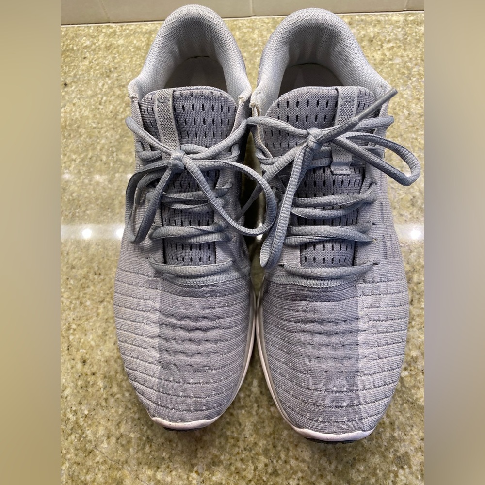 Under Armour Women Sneakers Grey, Size 10